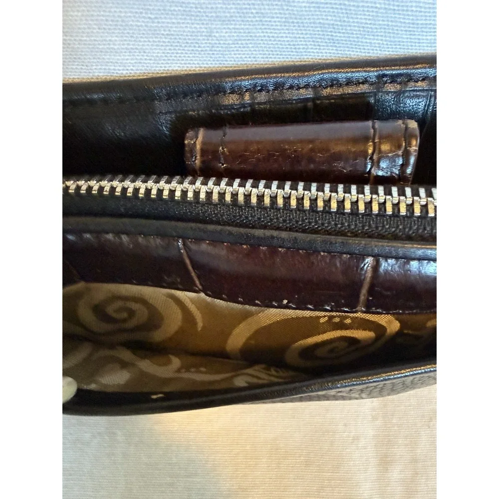 Brighton Croc Embossed Bi-Fold Checkbook Wallet Pebbled Leather Chocolate/Black
